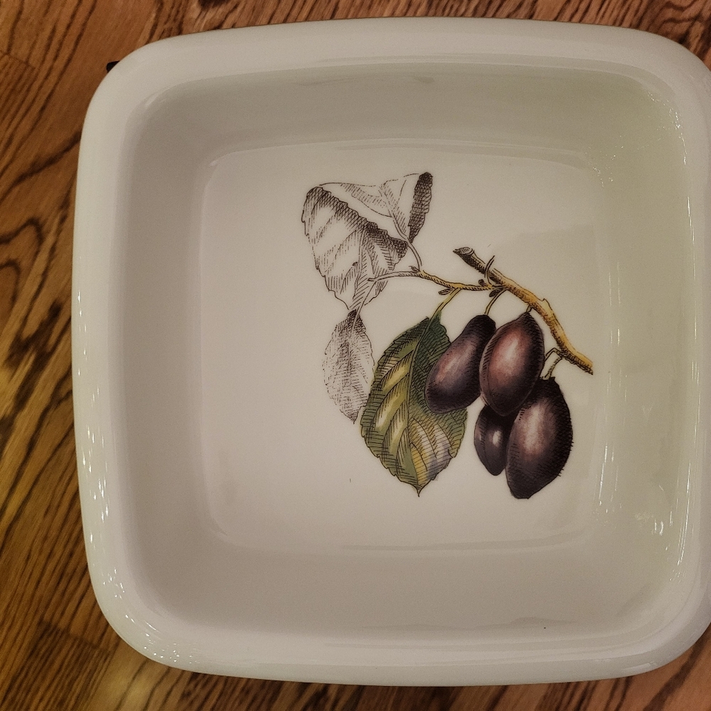 Villeroy & Boch White Square Plate